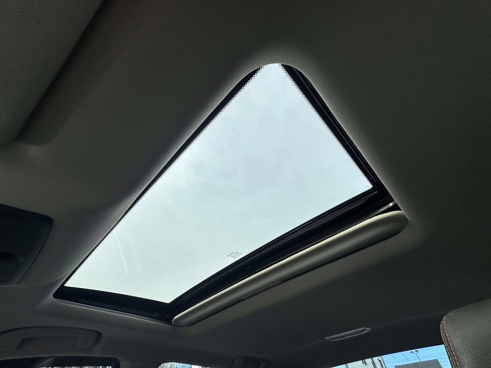 2020 Glacier White Nissan Altima 2.5 SR AWD Sedan AWD Sedan