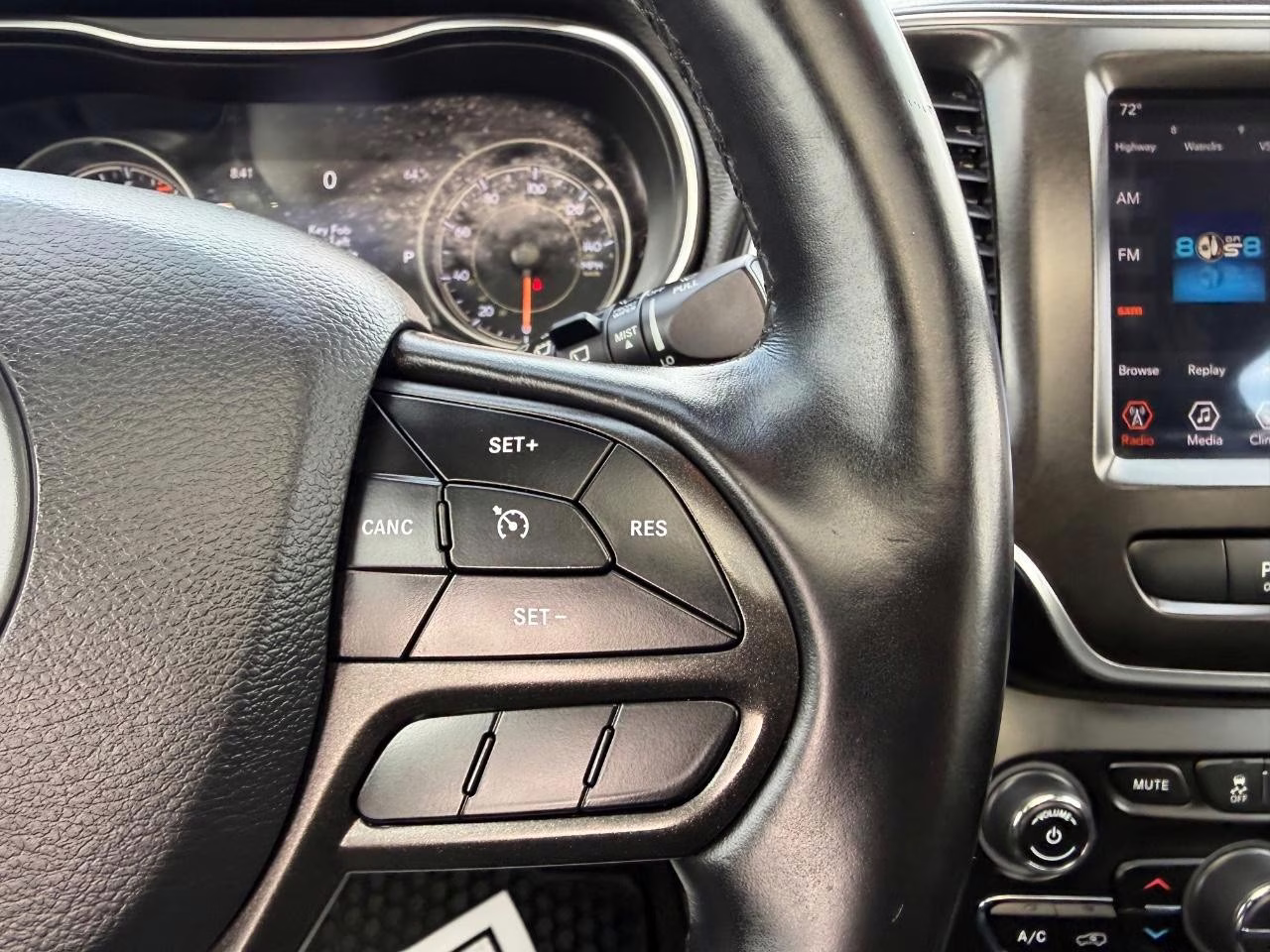 2020 Billet Silver Metallic Clearcoat Jeep Cherokee Trailhawk 4X4 SUV