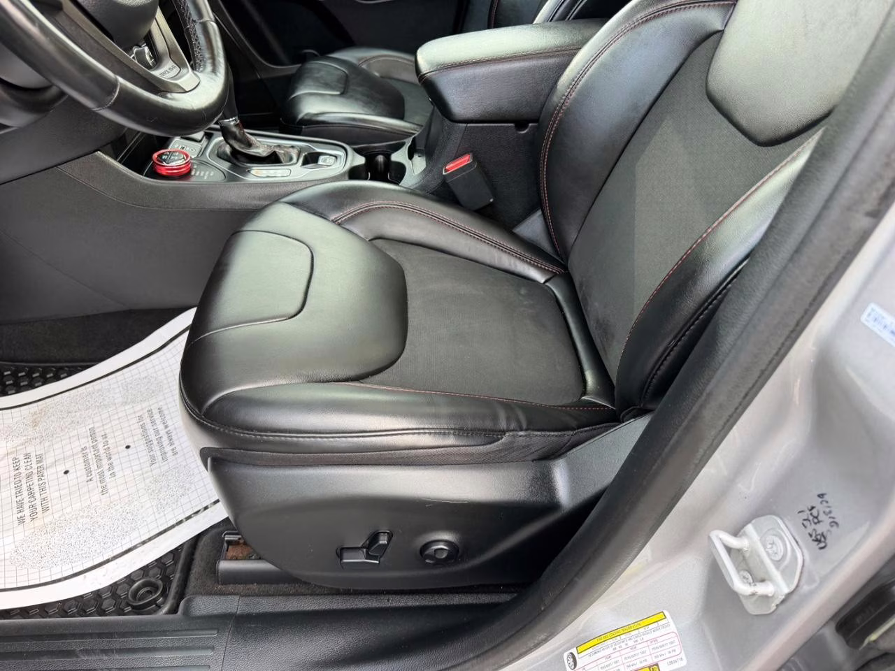 2020 Billet Silver Metallic Clearcoat Jeep Cherokee Trailhawk 4X4 SUV