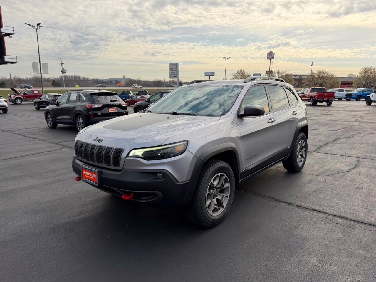 2020 Billet Silver Metallic Clearcoat Jeep Cherokee Trailhawk 4X4 SUV