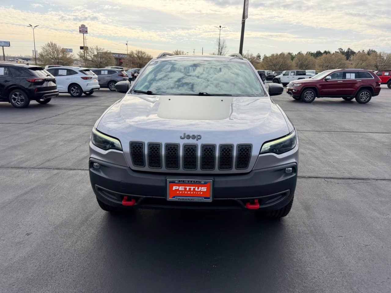 2020 Billet Silver Metallic Clearcoat Jeep Cherokee Trailhawk 4X4 SUV