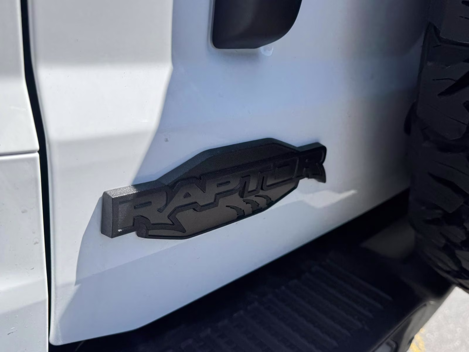 2026 Oxford White Ford Bronco Raptor 4 Door Advanced 4x4 4X4 SUV