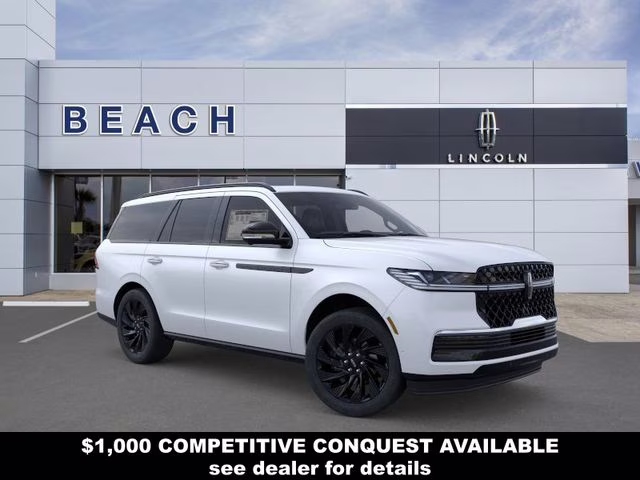 2025 White Metallic Lincoln Navigator Reserve 4X4 SUV