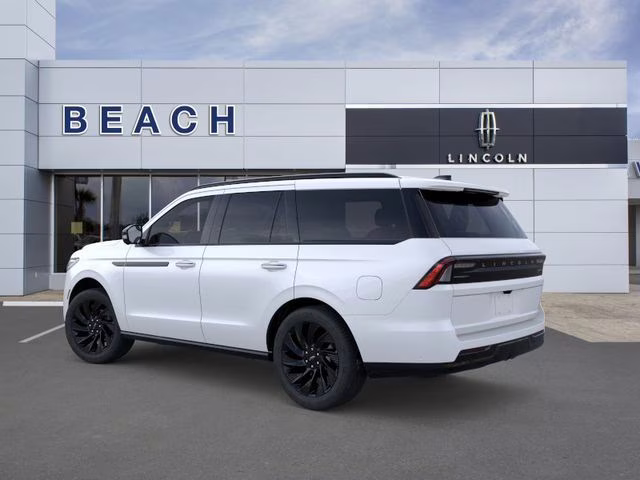 2025 White Metallic Lincoln Navigator Reserve 4X4 SUV