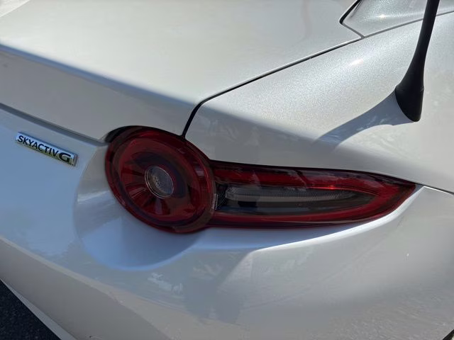 2026 Snowflake White Pearl Mica Mazda Mazda MX-5 Miata RF Grand Touring RWD Convertible