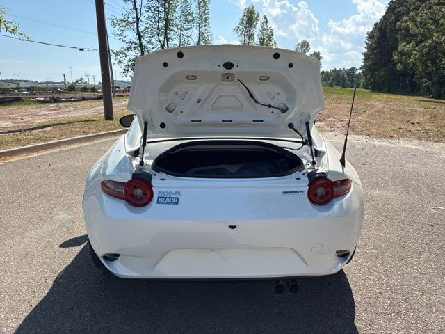 2026 Snowflake White Pearl Mica Mazda Mazda MX-5 Miata RF Grand Touring RWD Convertible