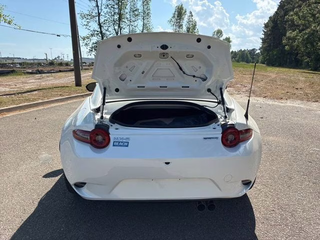 2026 Snowflake White Pearl Mica Mazda Mazda MX-5 Miata RF Grand Touring RWD Convertible