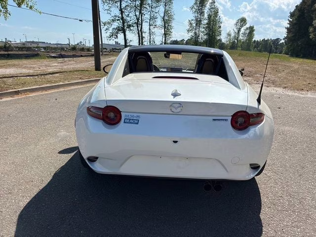 2026 Snowflake White Pearl Mica Mazda Mazda MX-5 Miata RF Grand Touring RWD Convertible