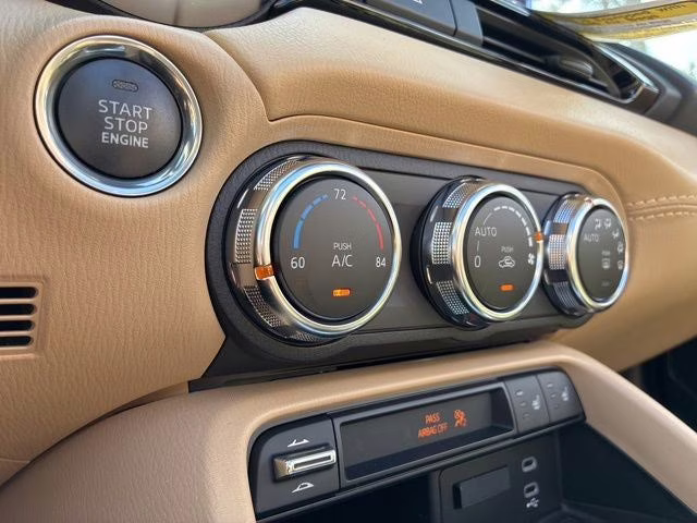 2026 Snowflake White Pearl Mica Mazda Mazda MX-5 Miata RF Grand Touring RWD Convertible