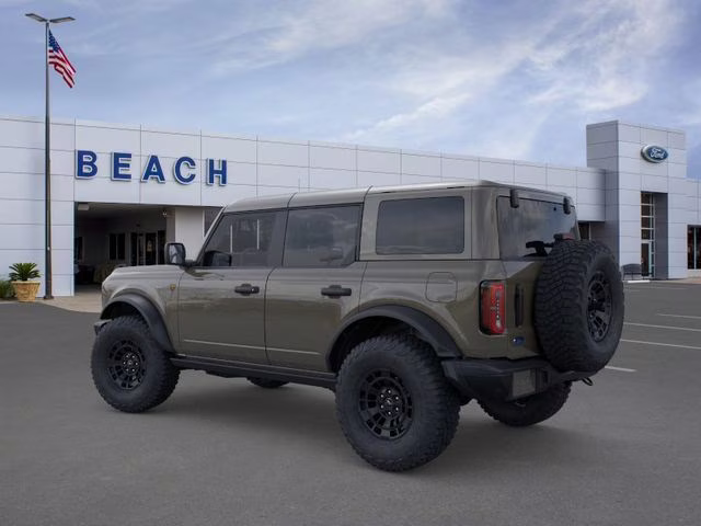 2026 Gray Ford Bronco Badlands 4X4 SUV