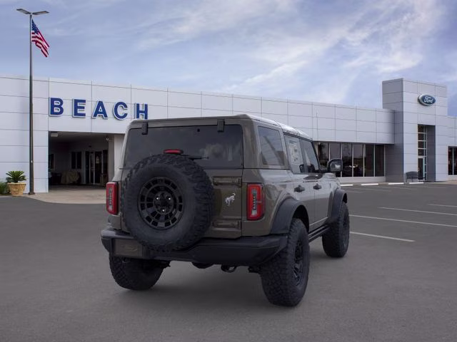 2026 Gray Ford Bronco Badlands 4X4 SUV