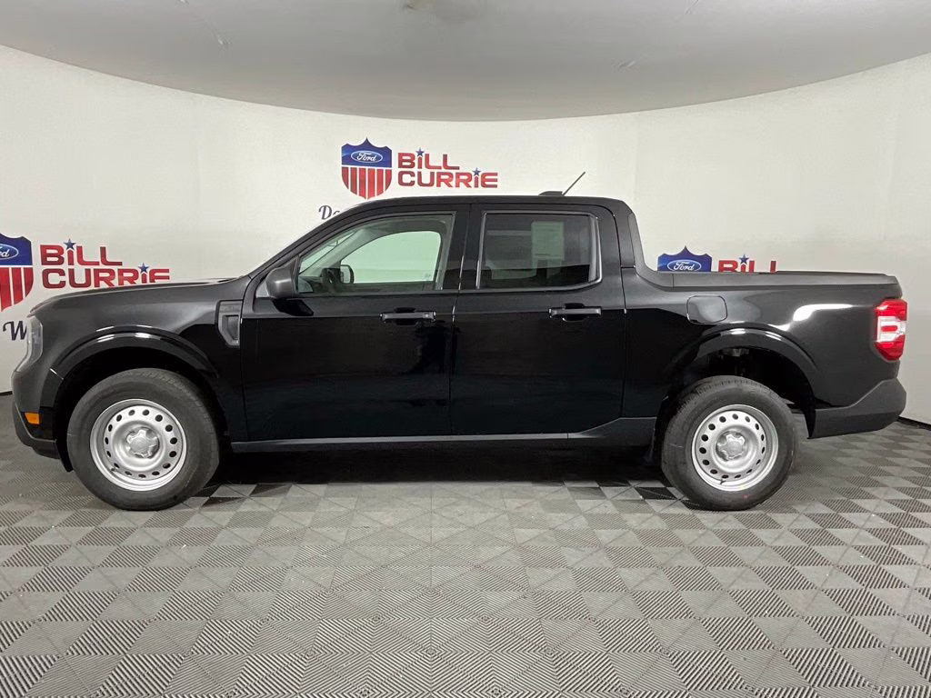 2026 Shadow Black Ford Maverick XL FWD Truck
