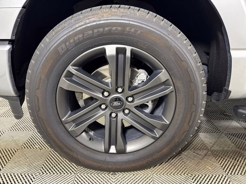 2022 Silver Metallic Ford F-150 XLT 4X4 Truck