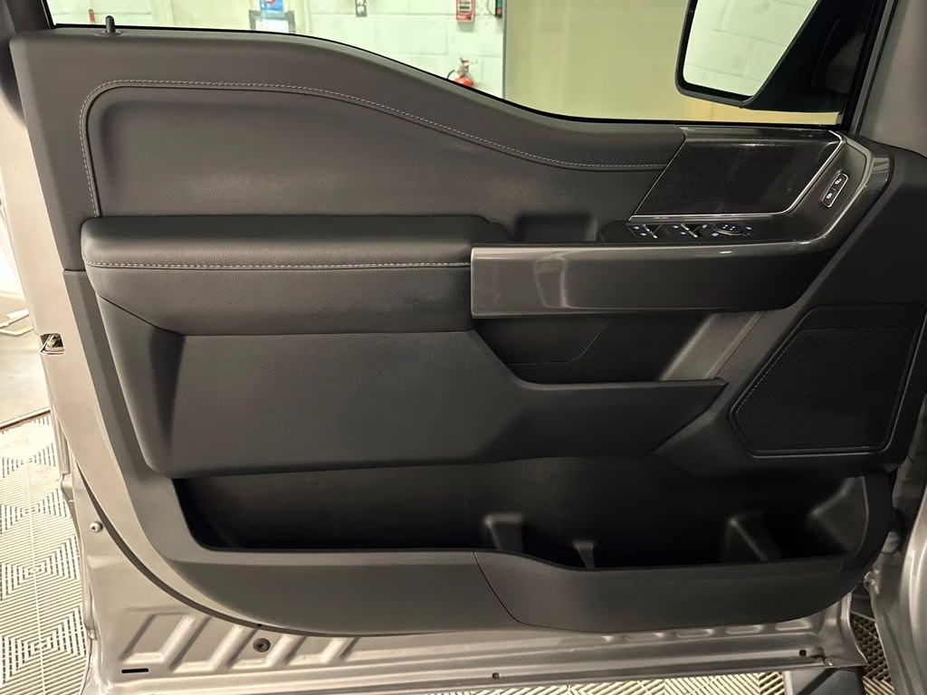 2022 Silver Metallic Ford F-150 XLT 4X4 Truck