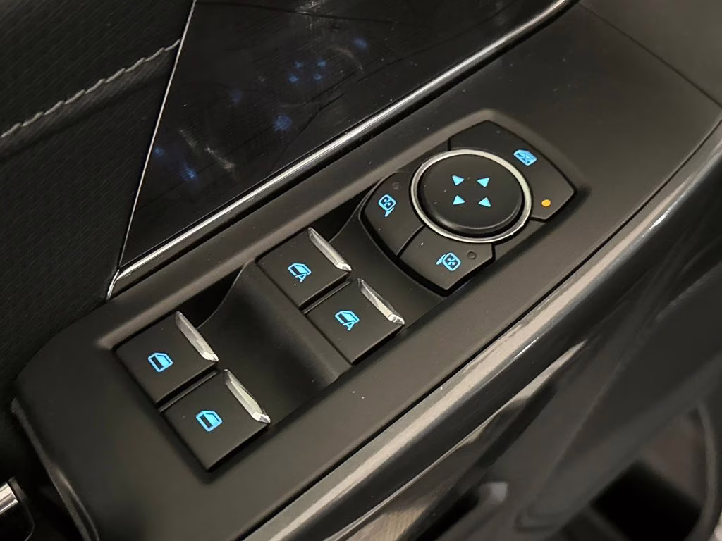 2022 Silver Metallic Ford F-150 XLT 4X4 Truck