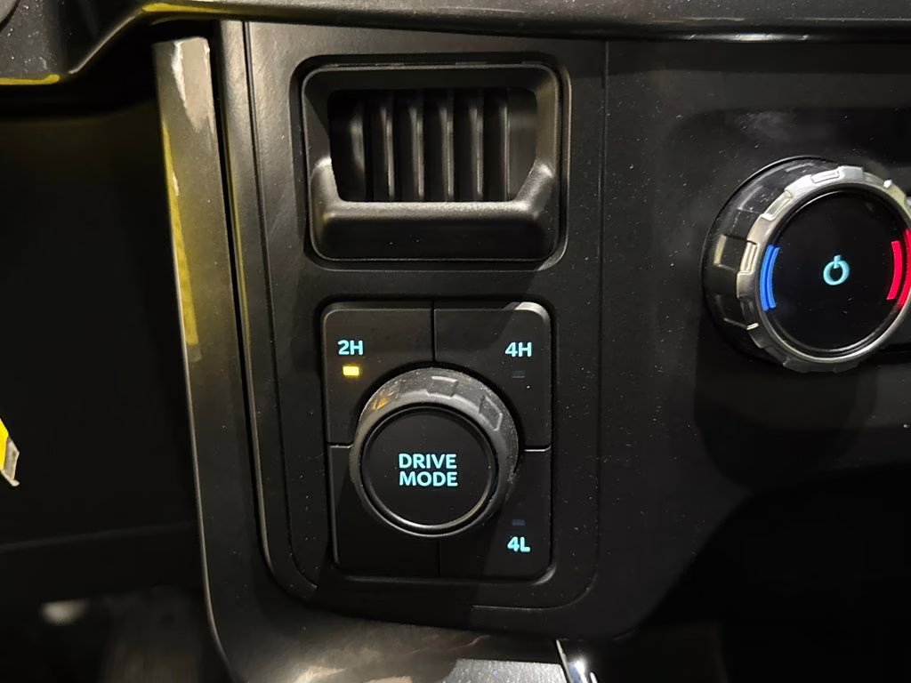 2022 Silver Metallic Ford F-150 XLT 4X4 Truck