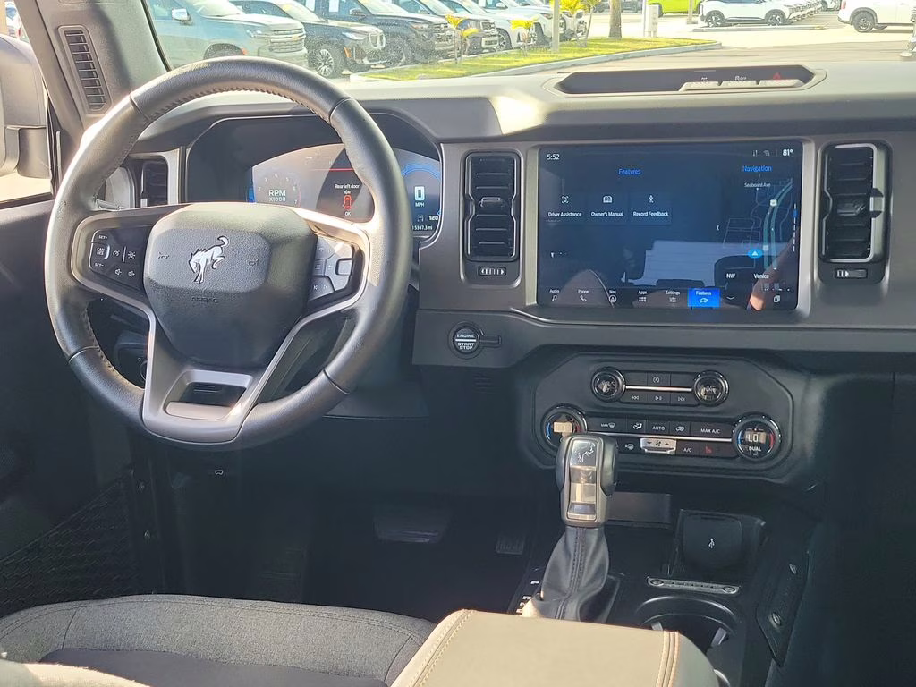 2025 Oxford White Ford Bronco Big Bend 4X4 SUV