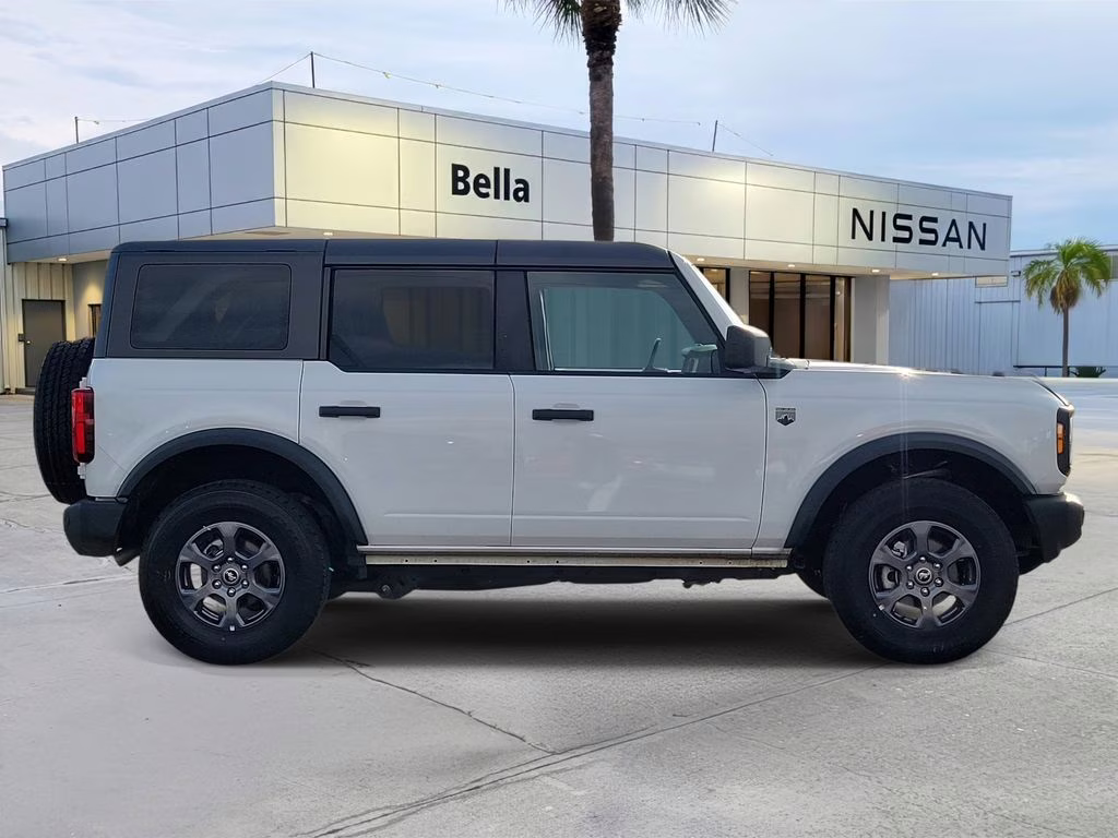 2025 Oxford White Ford Bronco Big Bend 4X4 SUV