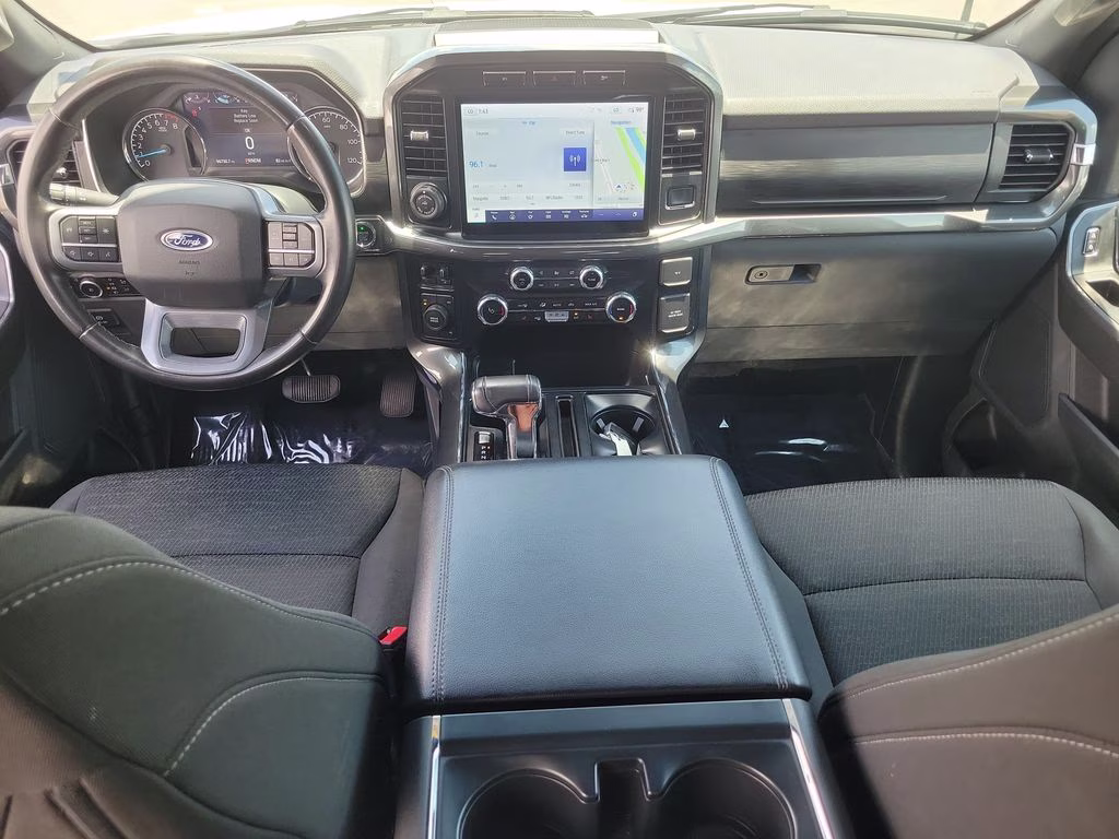 2023 Oxford White Ford F-150 XLT 4X4 Truck