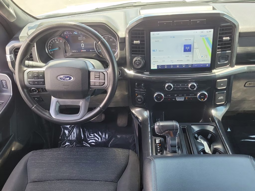 2023 Oxford White Ford F-150 XLT 4X4 Truck