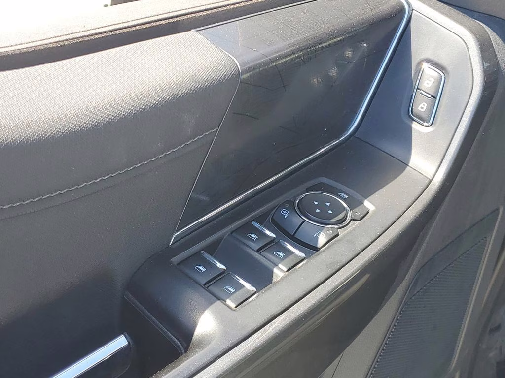 2023 Oxford White Ford F-150 XLT 4X4 Truck