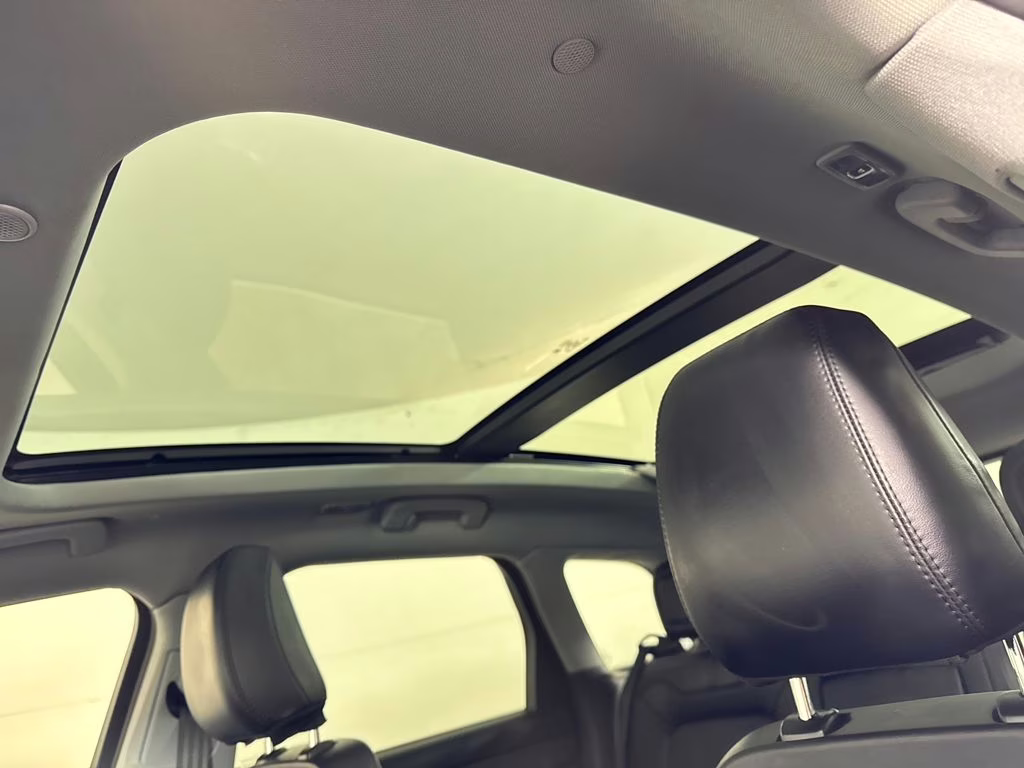 2022 Infinite Black Metallic Clearcoat Lincoln Corsair Reserve FWD SUV