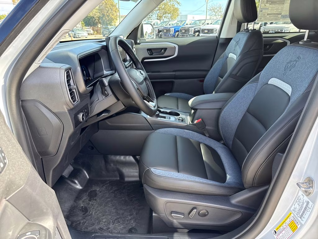 2026 Space White Metallic Ford Bronco Sport Outer Banks 4X4 SUV