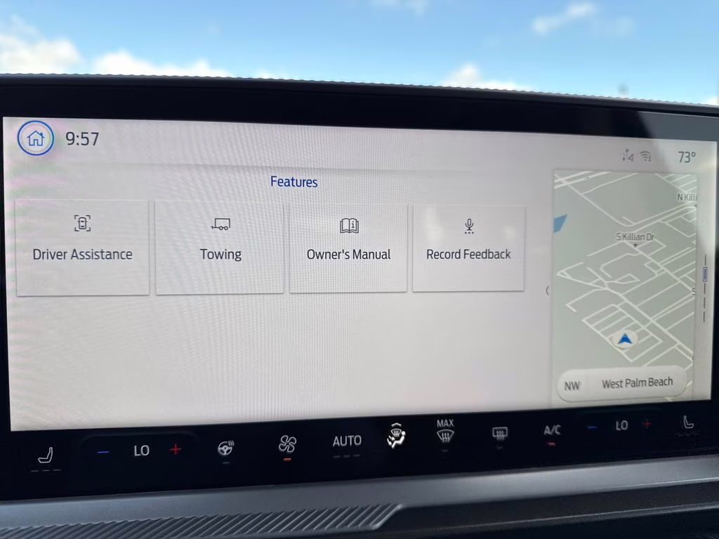 2026 Space White Metallic Ford Bronco Sport Outer Banks 4X4 SUV