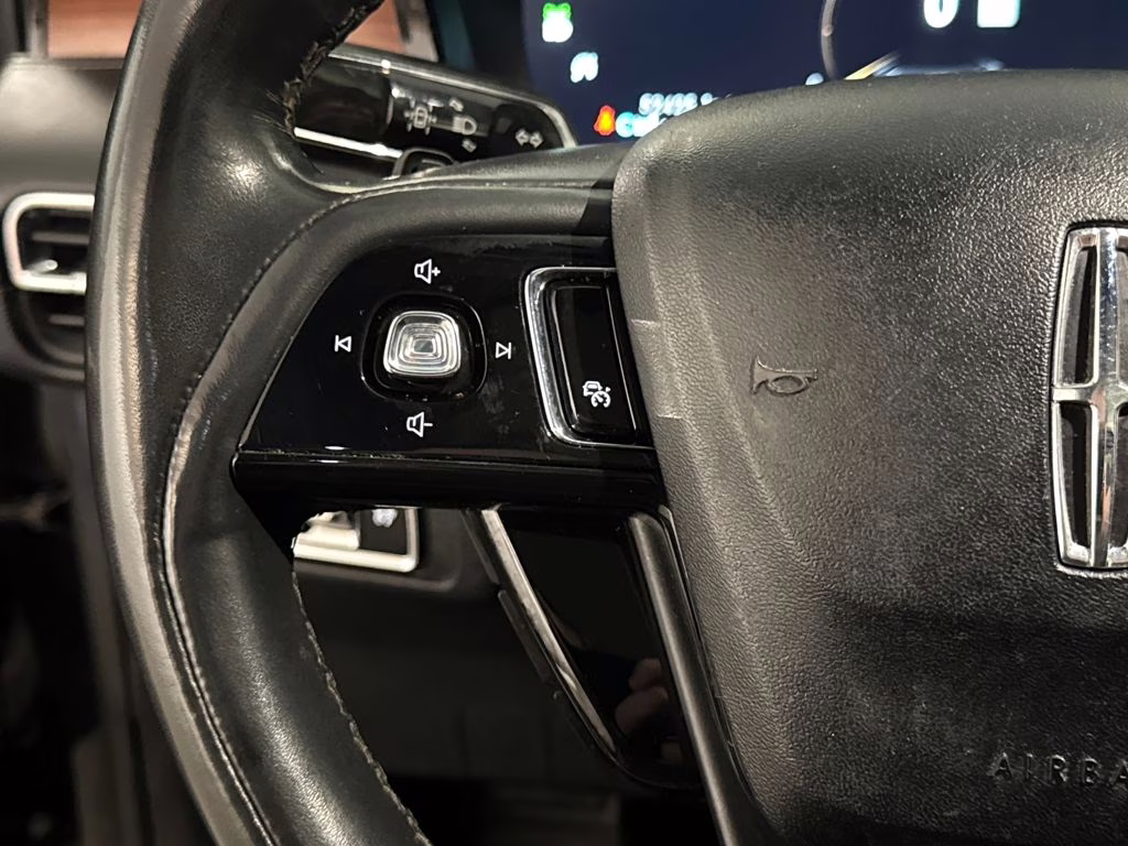 2022 Infinite Black Metallic Clearcoat Lincoln Corsair Reserve FWD SUV