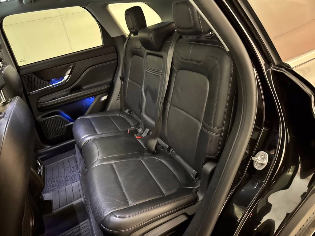 2022 Infinite Black Metallic Clearcoat Lincoln Corsair Reserve FWD SUV