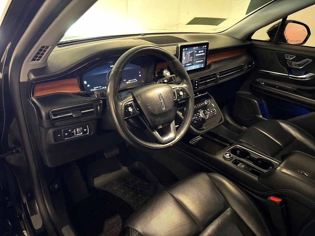 2022 Infinite Black Metallic Clearcoat Lincoln Corsair Reserve FWD SUV