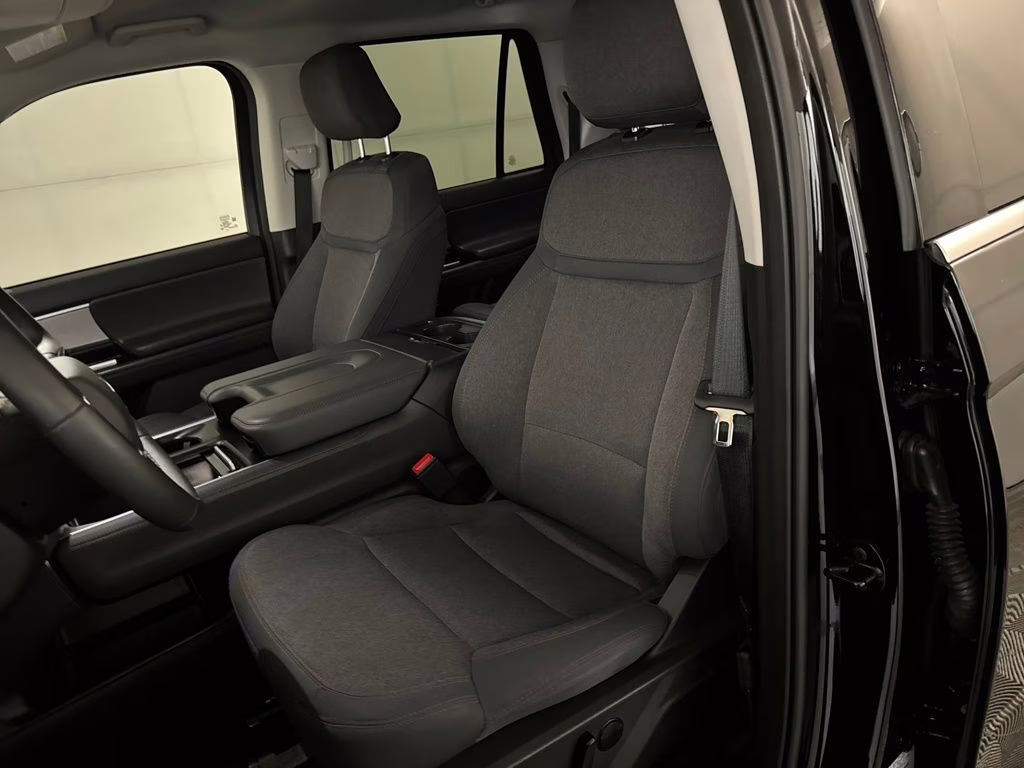 2025 Agate Black Metallic Ford Expedition Max Active RWD SUV