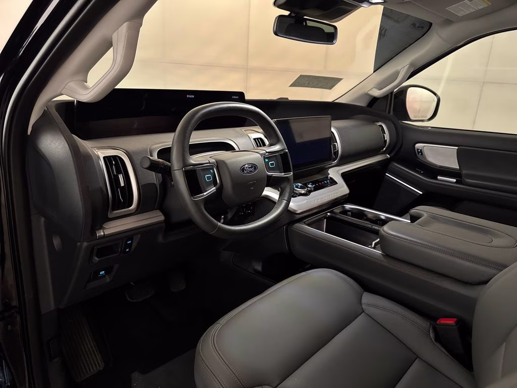 2025 Agate Black Metallic Ford Expedition Max Active RWD SUV