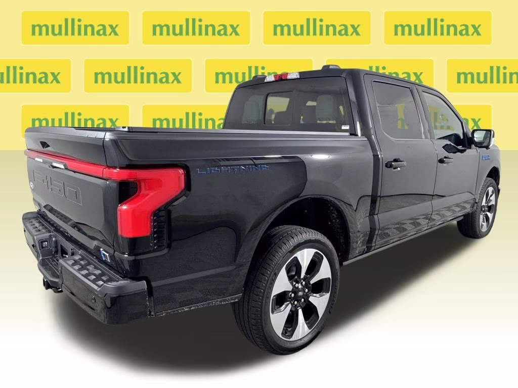 2025 Agate Black Metallic Ford F-150 Lightning Platinum AWD Truck