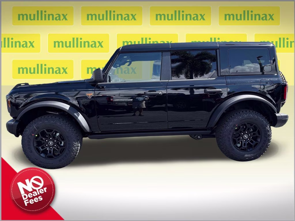 2026 Shadow Black Ford Bronco Badlands 4X4 SUV