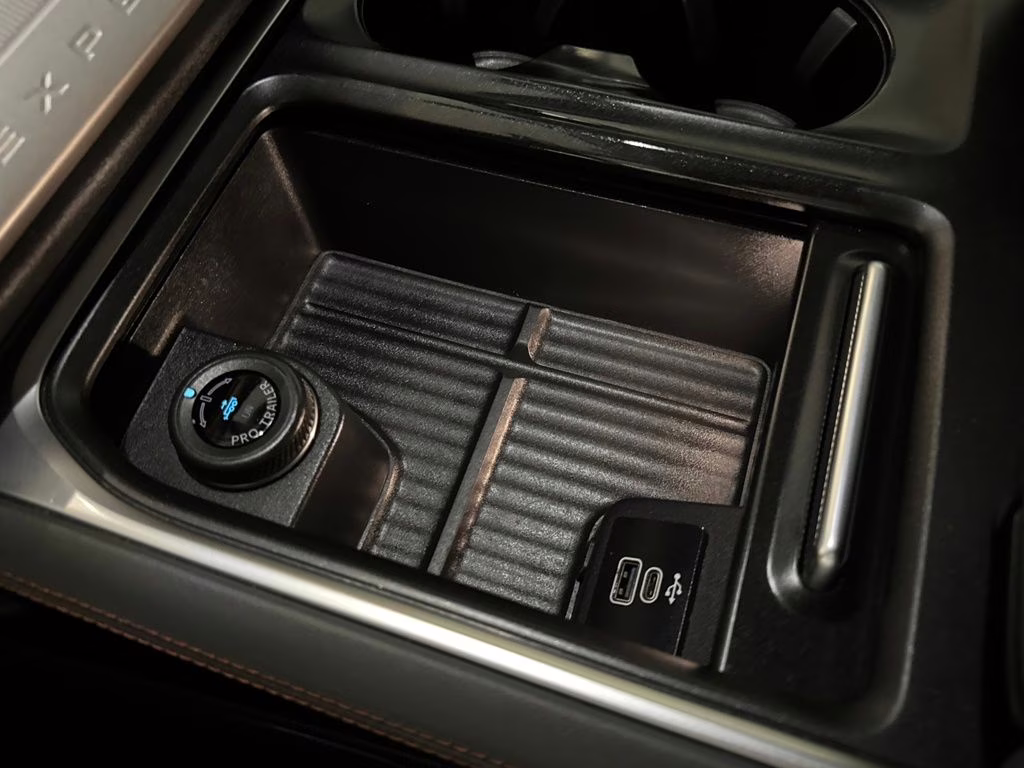 2025 Agate Black Metallic Ford Expedition Max Active RWD SUV