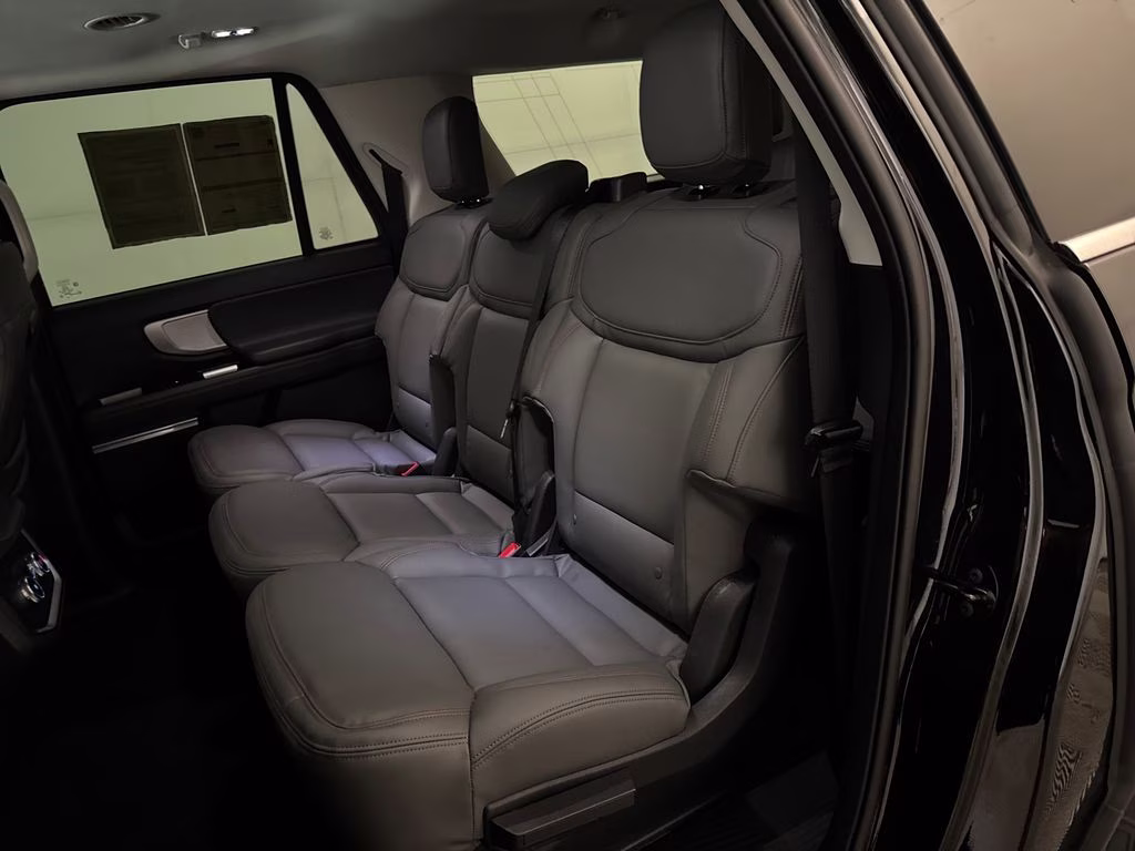 2025 Agate Black Metallic Ford Expedition Max Active RWD SUV