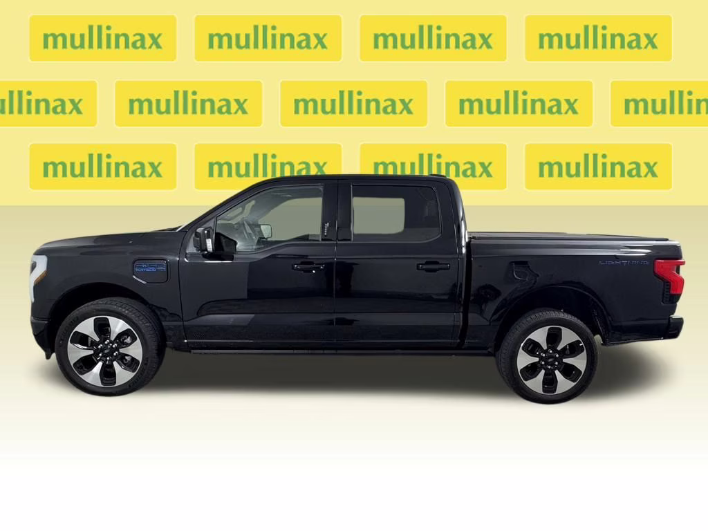 2025 Agate Black Metallic Ford F-150 Lightning Platinum AWD Truck