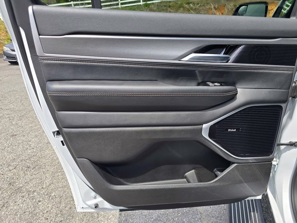 2026 Bright White Clearcoat Jeep Grand Wagoneer L Limited Altitude 4X4 SUV