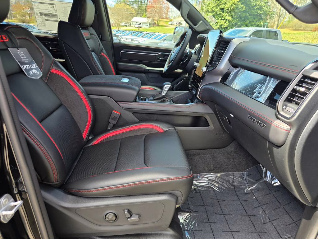 2026 Diamond Black Crystal Pearlcoat Ram 1500 RHO 4X4 Truck