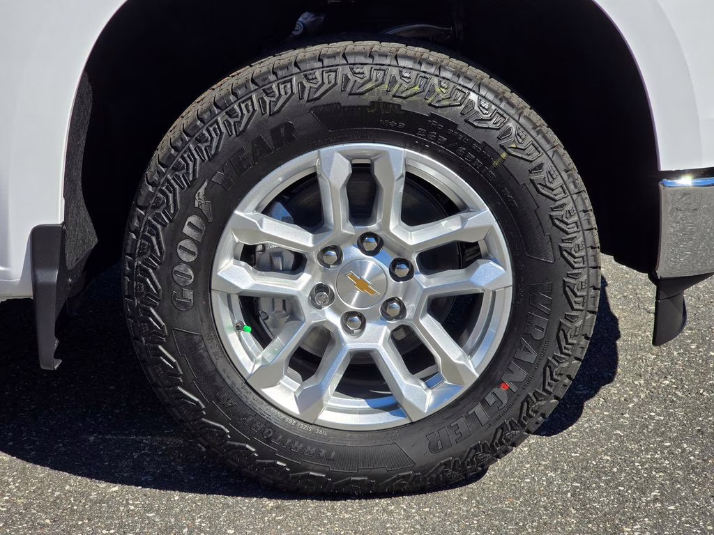 2026 Summit White Chevrolet Silverado 1500 LT 4X4 Truck
