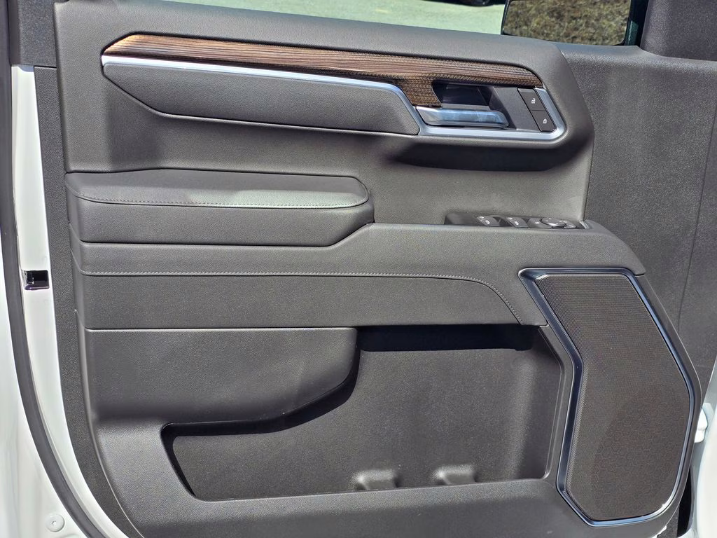 2026 Summit White Chevrolet Silverado 1500 LT 4X4 Truck