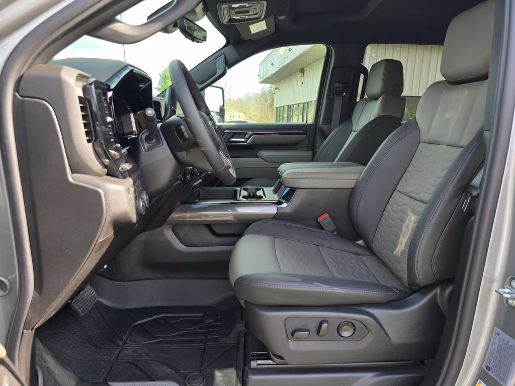 2026 Sterling Gray Metallic Chevrolet Silverado 2500HD ZR2 4X4 Truck