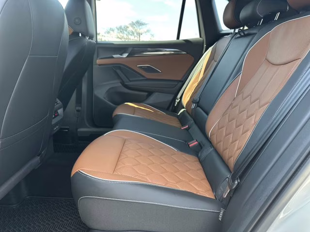 2025 White Volkswagen Tiguan AWD SUV