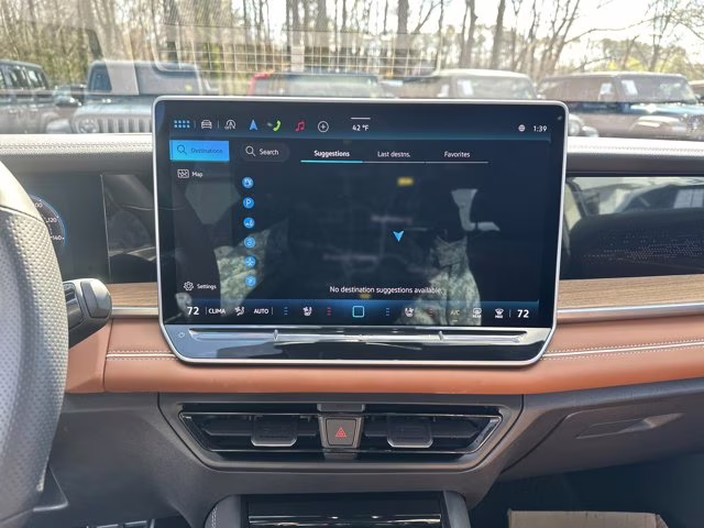 2025 White Volkswagen Tiguan AWD SUV