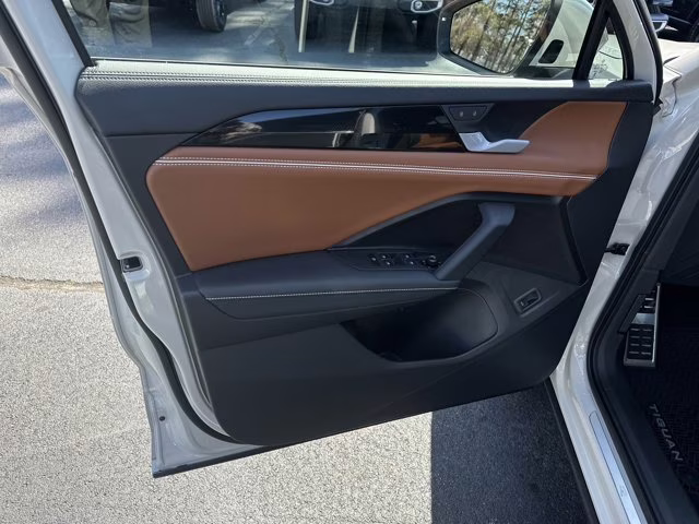 2025 White Volkswagen Tiguan AWD SUV