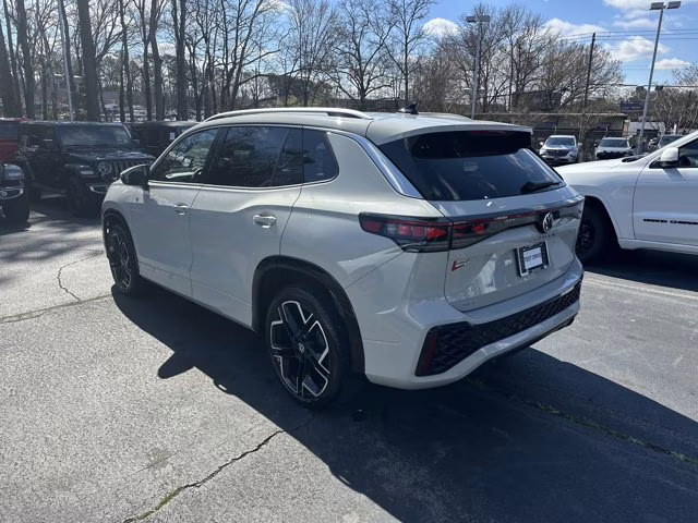 2025 White Volkswagen Tiguan AWD SUV