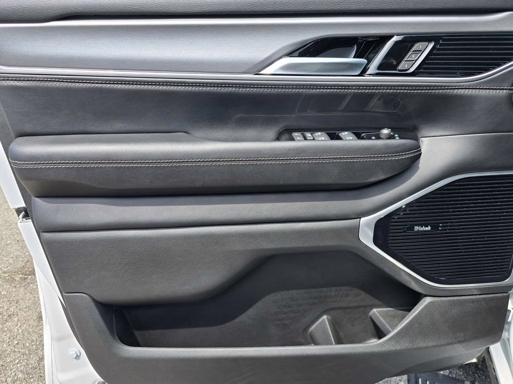 2026 Bright White Clearcoat Jeep Grand Wagoneer L Limited Altitude 4X4 SUV