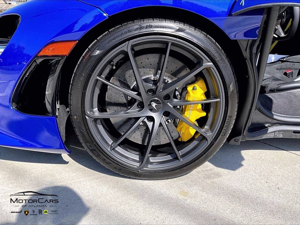 2026 Aurora Blue McLaren 750S Spider RWD Convertible
