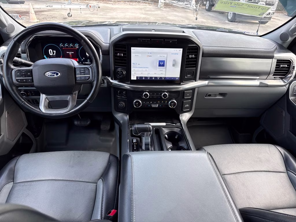 2021 Antimatter Blue Metallic Ford F-150 Lariat RWD Truck